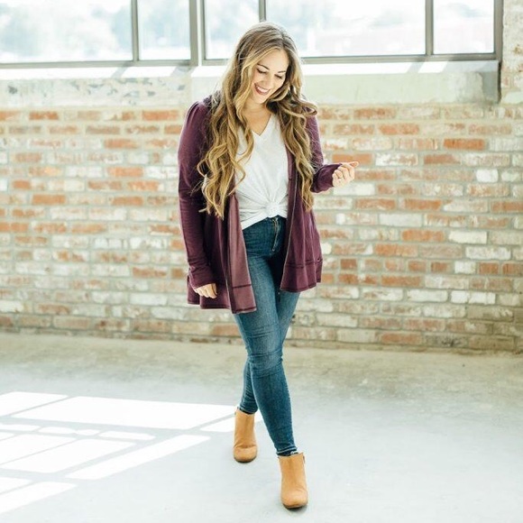 Jack Rogers Bailee Tan Suede Wood Heeled Classic Casual Zip Up Ankle Booties - Picture 3 of 16